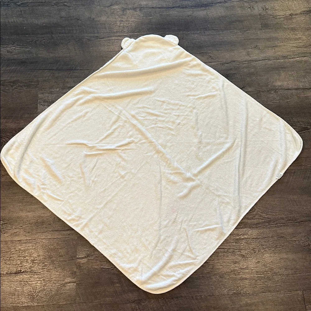Natemia Ultra Soft Organic Bamboo White Bear Hooded Baby/Toddler Bath Towel‎